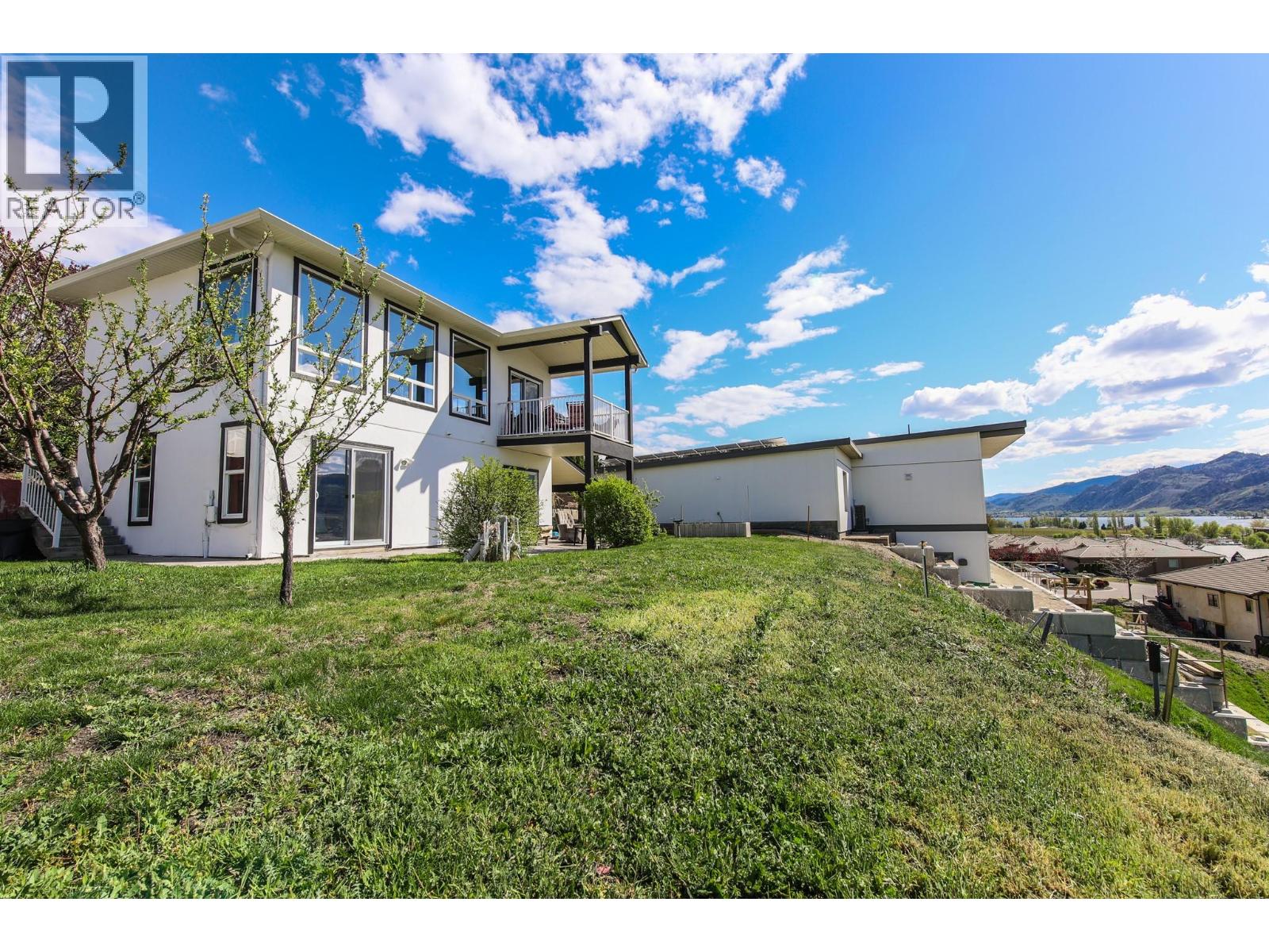 4004 39th Street, Osoyoos