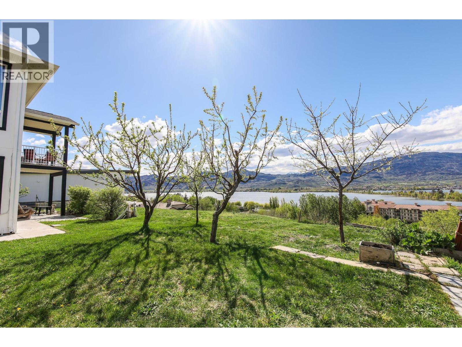 4004 39th Street, Osoyoos