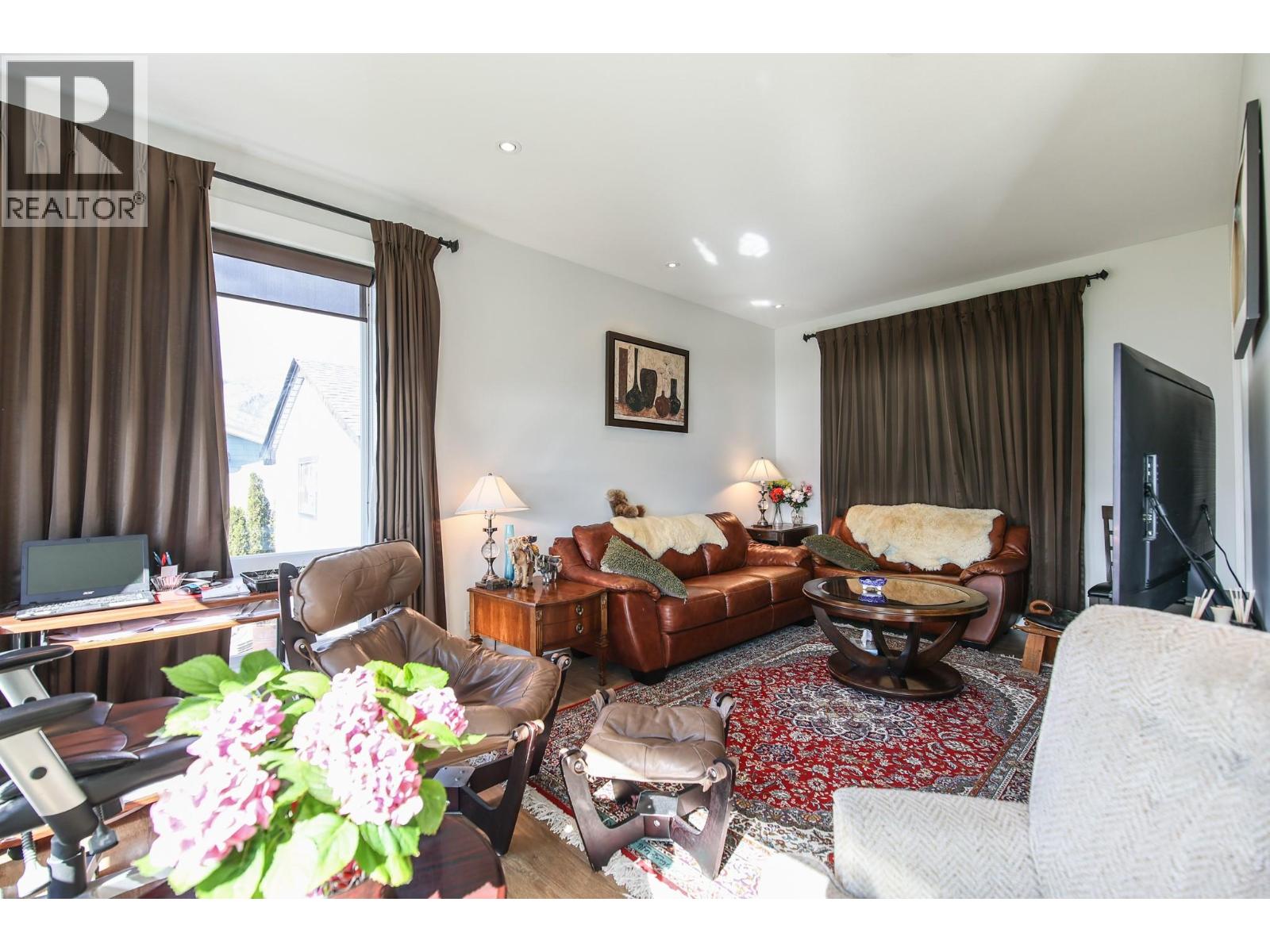 4004 39th Street, Osoyoos