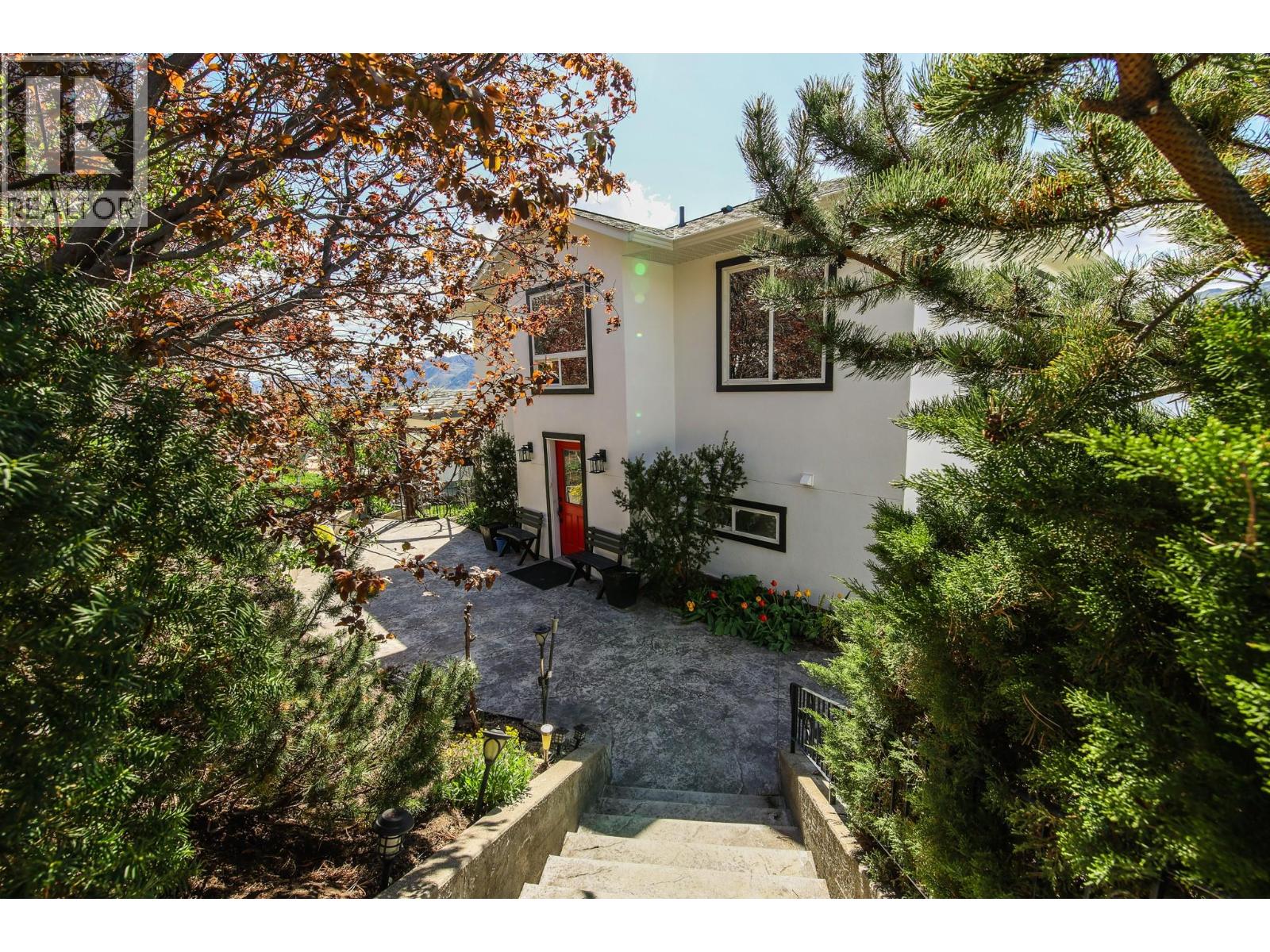 4004 39th Street, Osoyoos