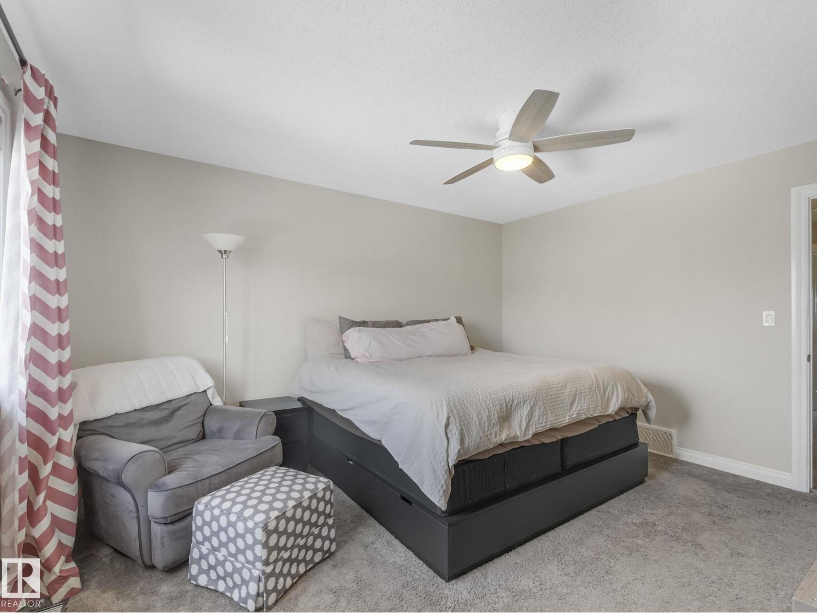 1212 176 ST SW, Edmonton