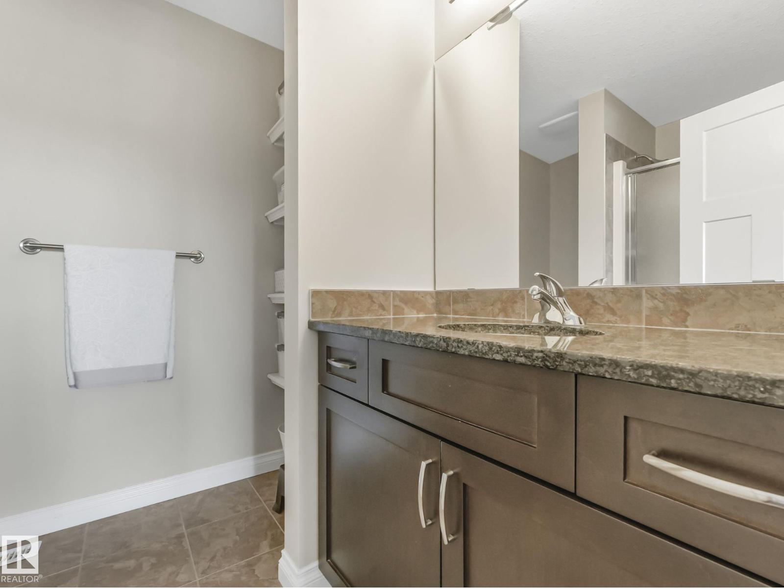 1212 176 ST SW, Edmonton