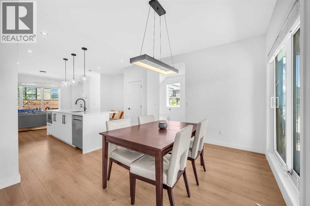 Single Family House for Sale in   Spring Willow Drive SW Springbank Hill Calgary 