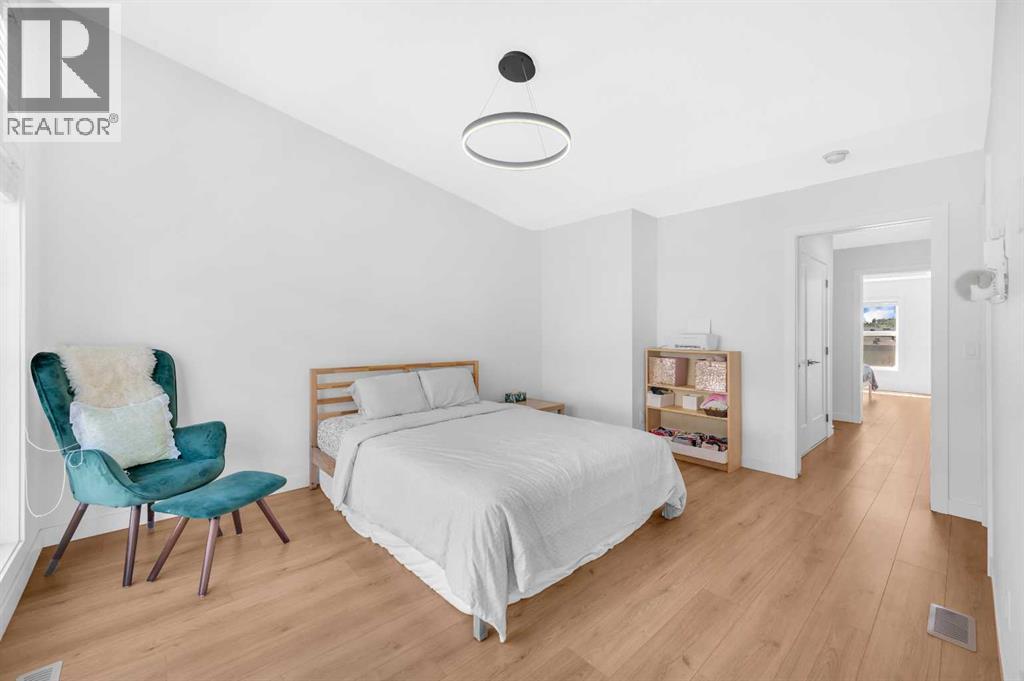 Single Family House for Sale in   Spring Willow Drive SW Springbank Hill Calgary 