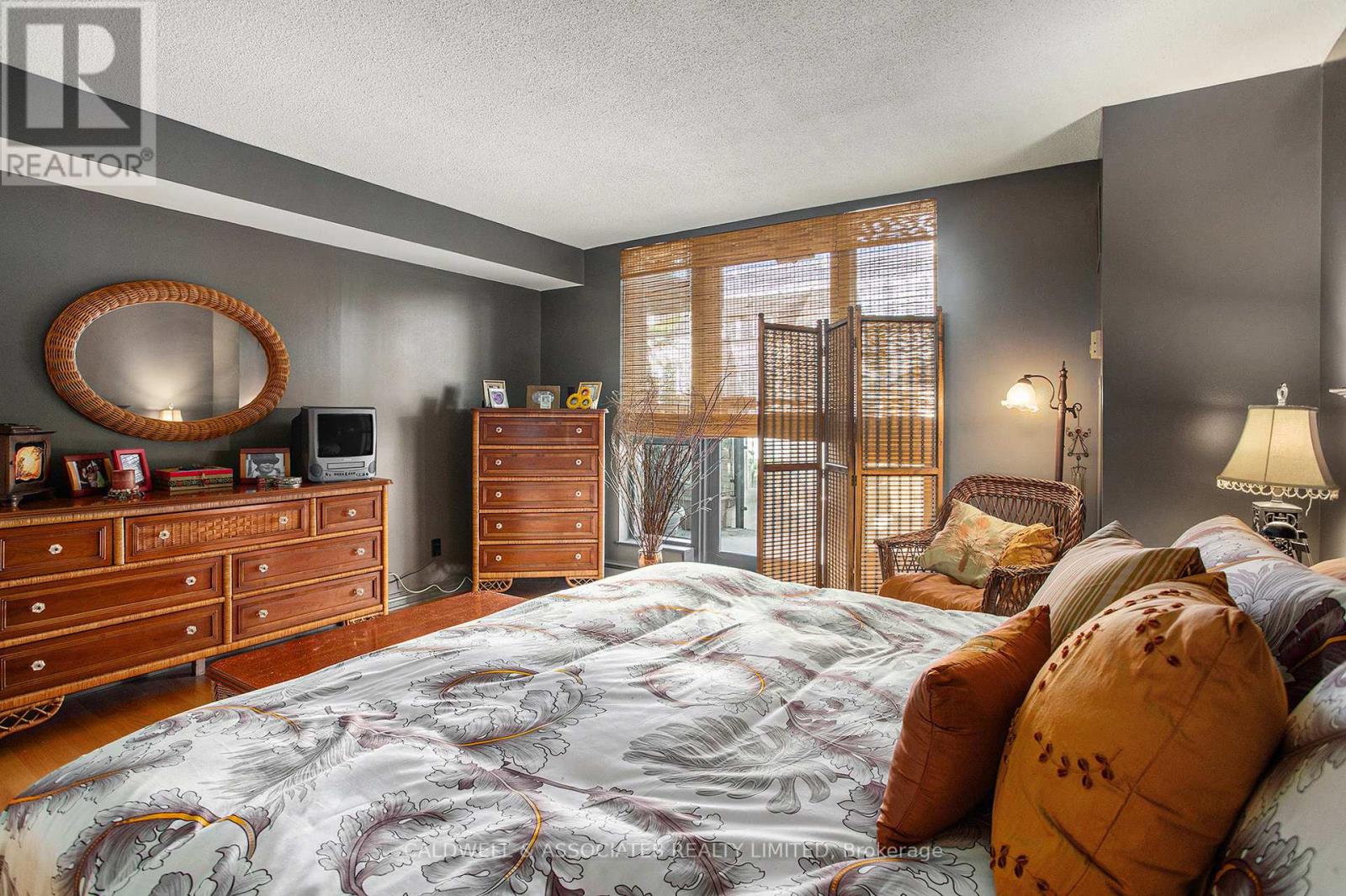 #104 15 MURRAY STREET - 20