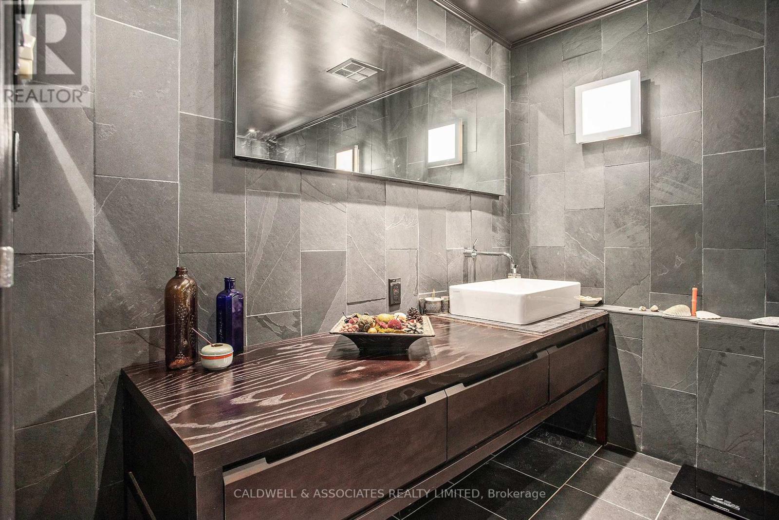 Primary Ensuite