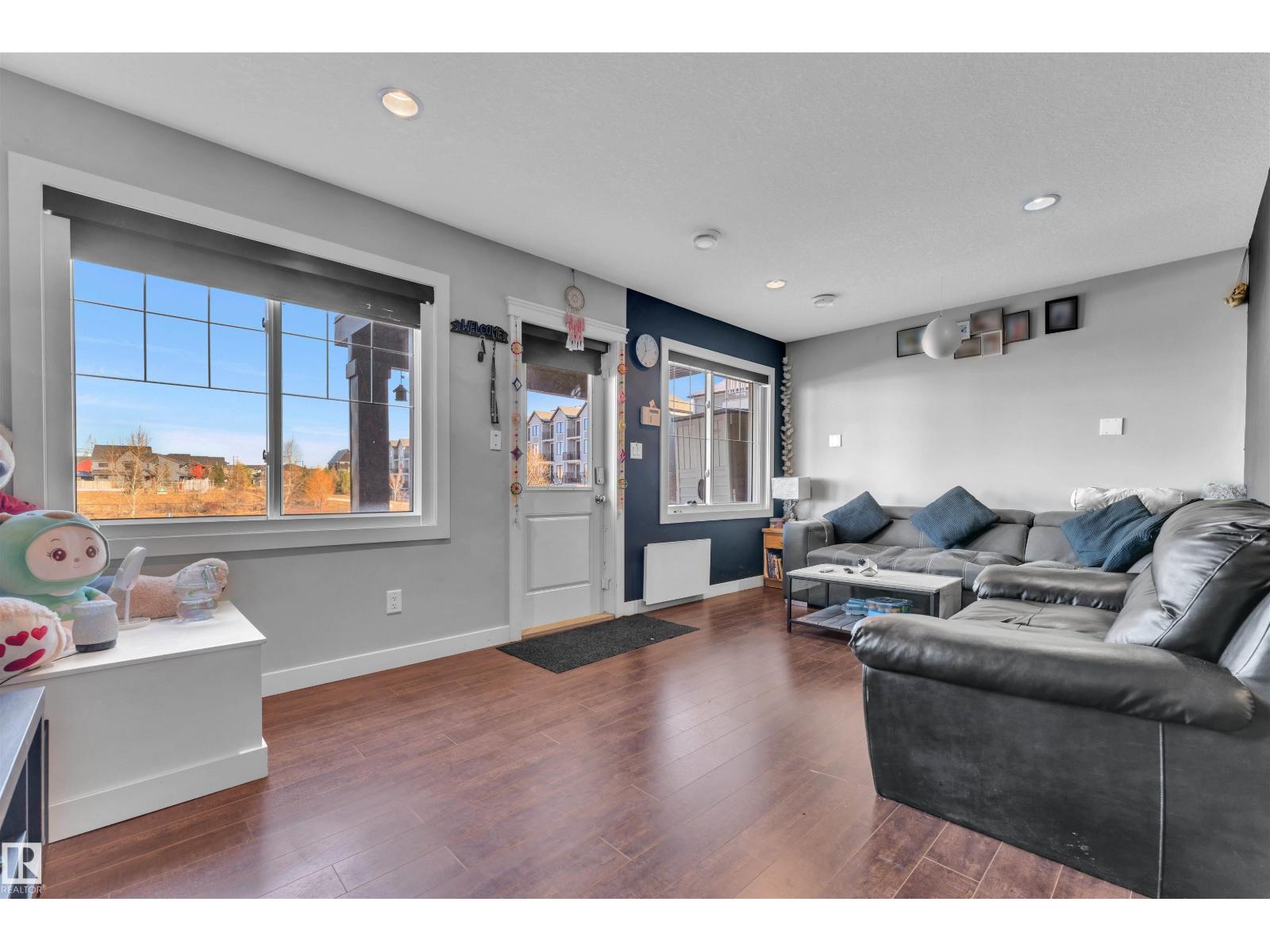 6664 CARDINAL RD SW, Edmonton