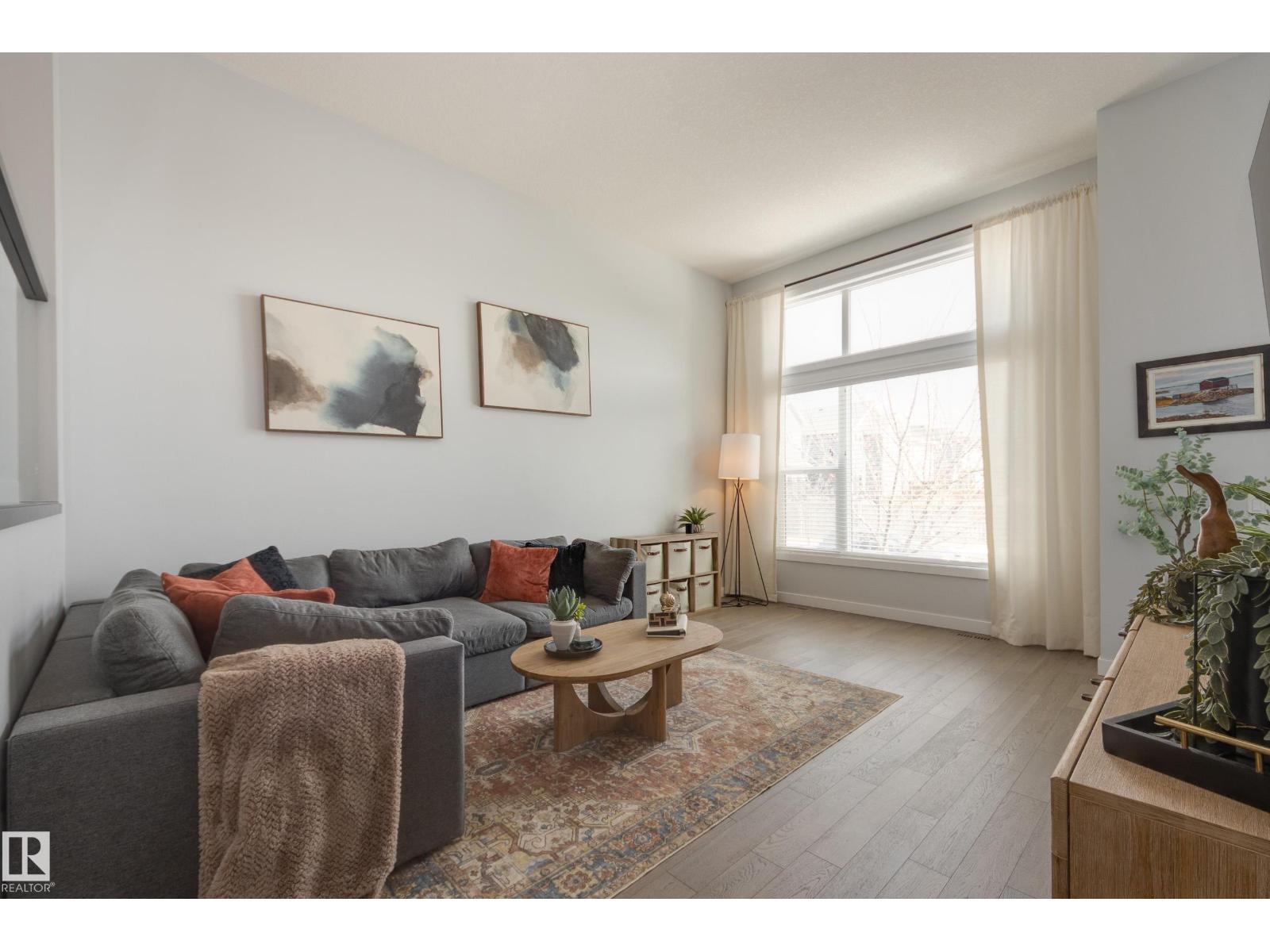 9376 224 ST NW, Edmonton