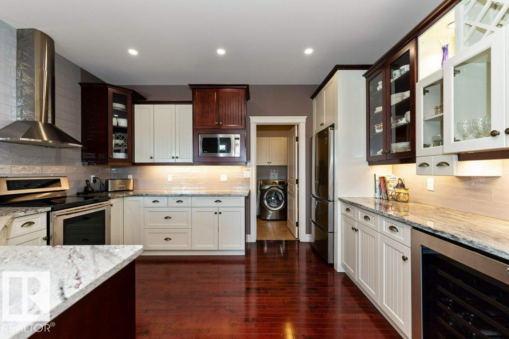 304 CALDWELL CL NW, Edmonton