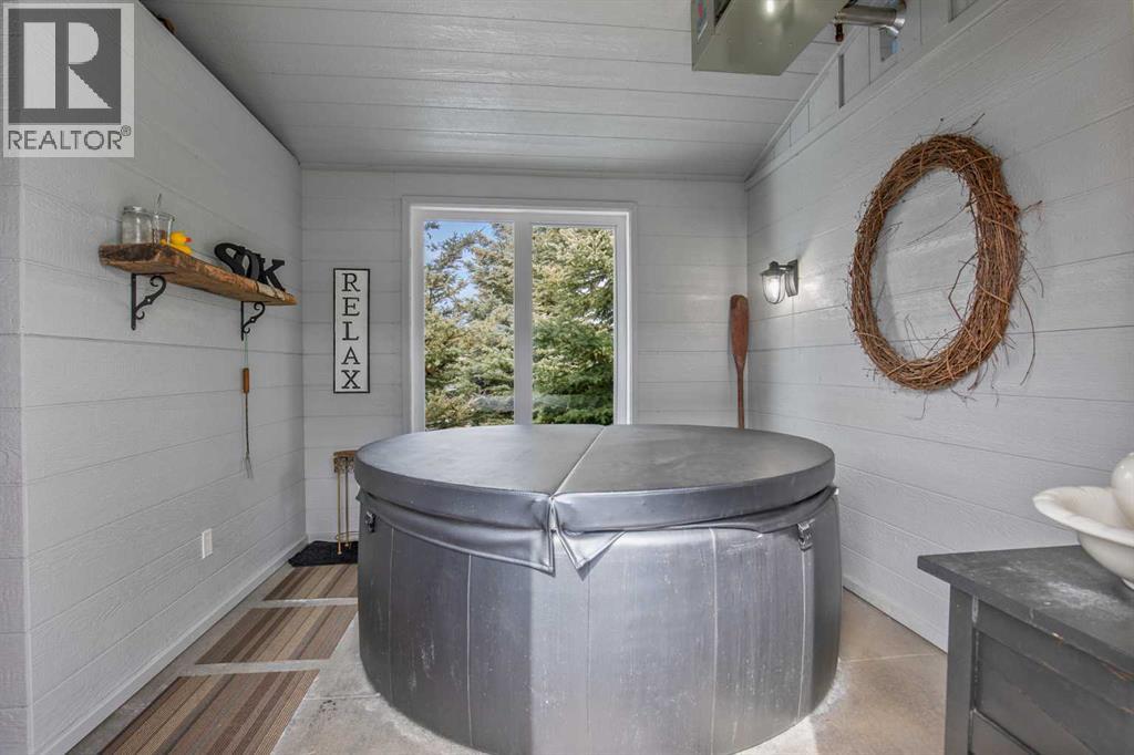 38272 Range Road 265, Rural Red Deer County