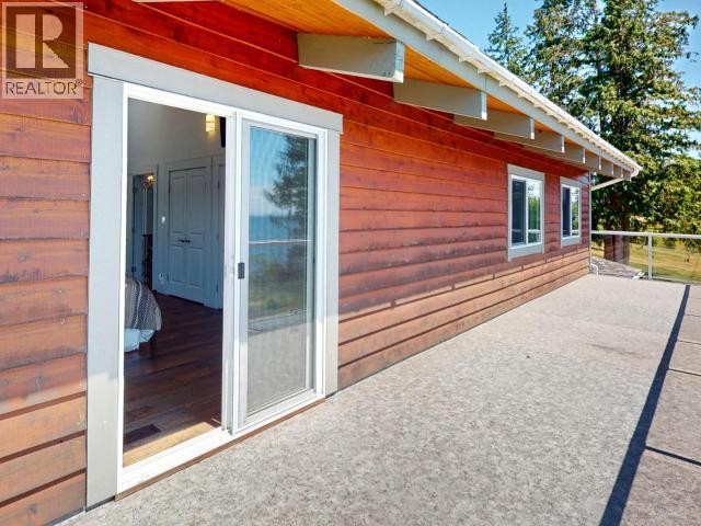 9771 VIEW ROAD, Powell River