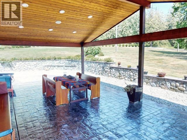 9771 VIEW ROAD, Powell River