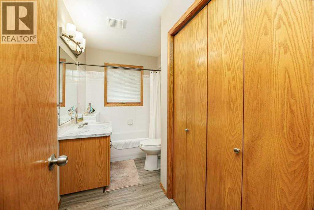 135 Doran Crescent, Red Deer