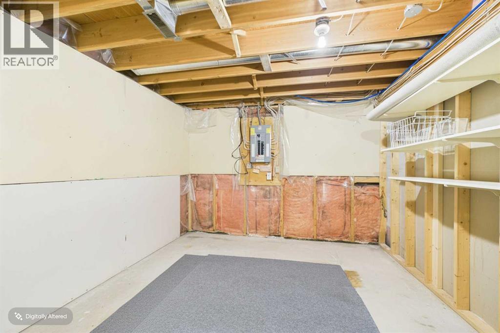 Single Family House for Sale in  Macewan Park Heights NW MacEwan Glen Calgary 