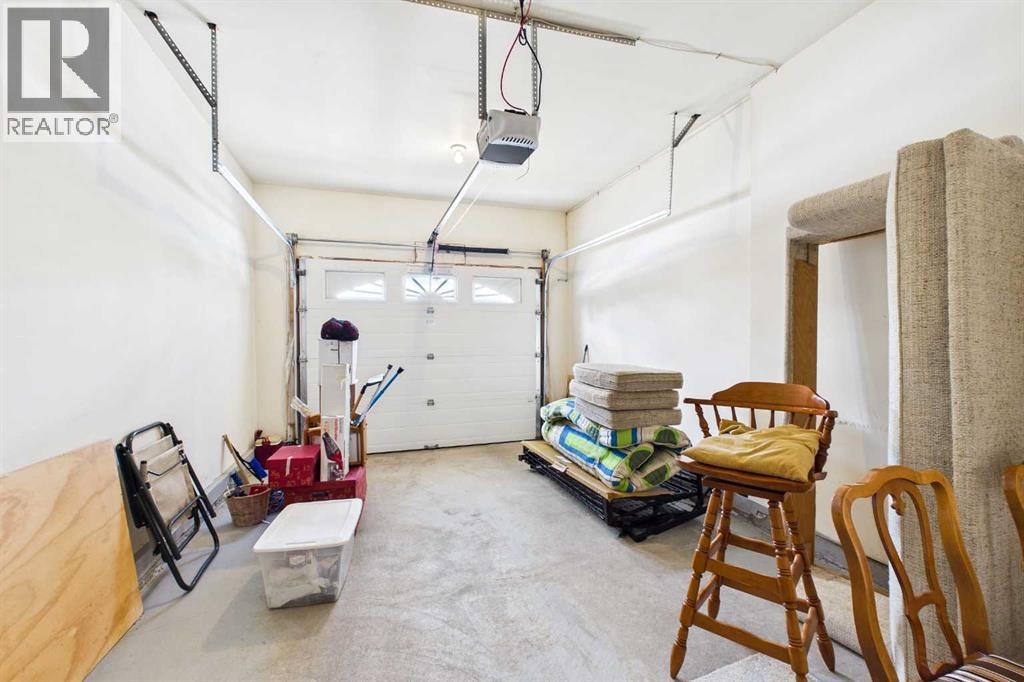 Single Family House for Sale in  Macewan Park Heights NW MacEwan Glen Calgary 