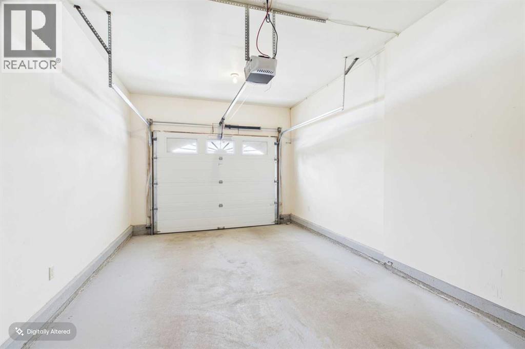 Single Family House for Sale in  Macewan Park Heights NW MacEwan Glen Calgary 