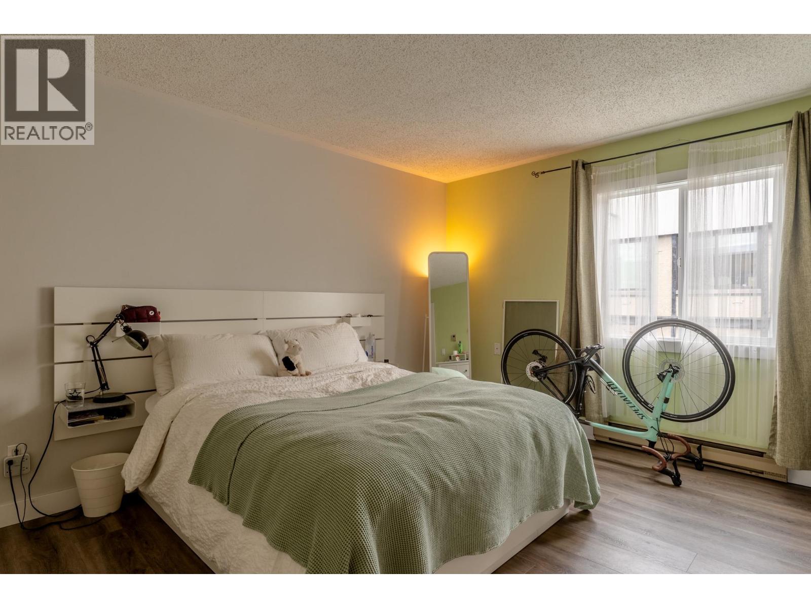 1685 Ufton Court Unit# 305, Kelowna