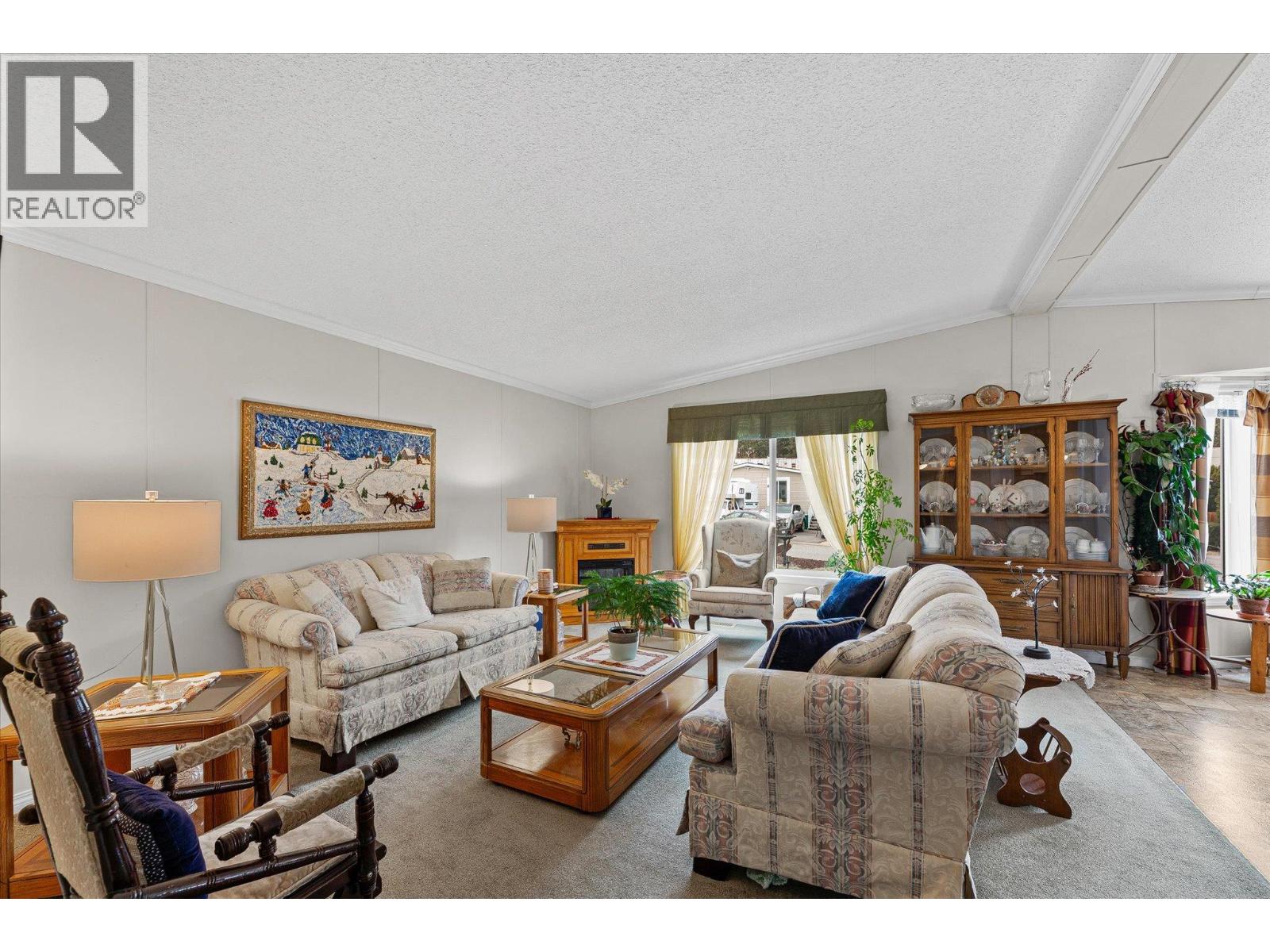 #48 610 Katherine Road - 12