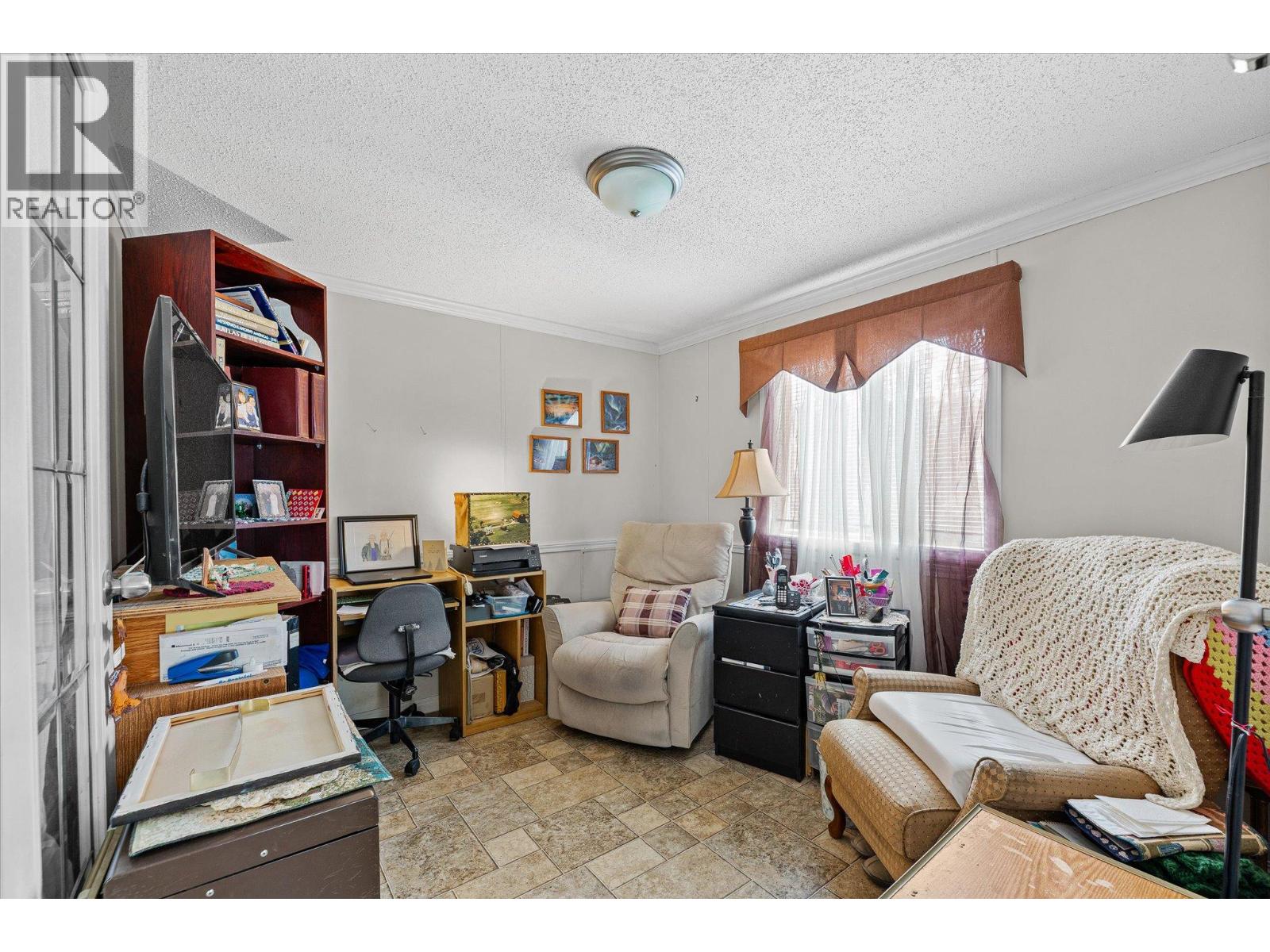 #48 610 Katherine Road - 14