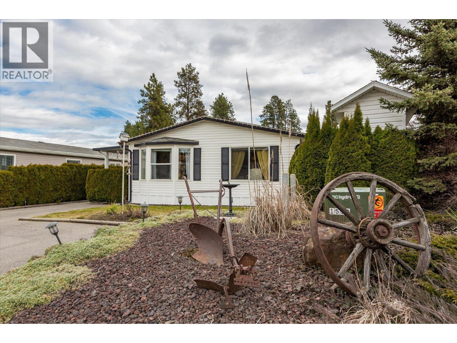 #48 610 Katherine Road - 33
