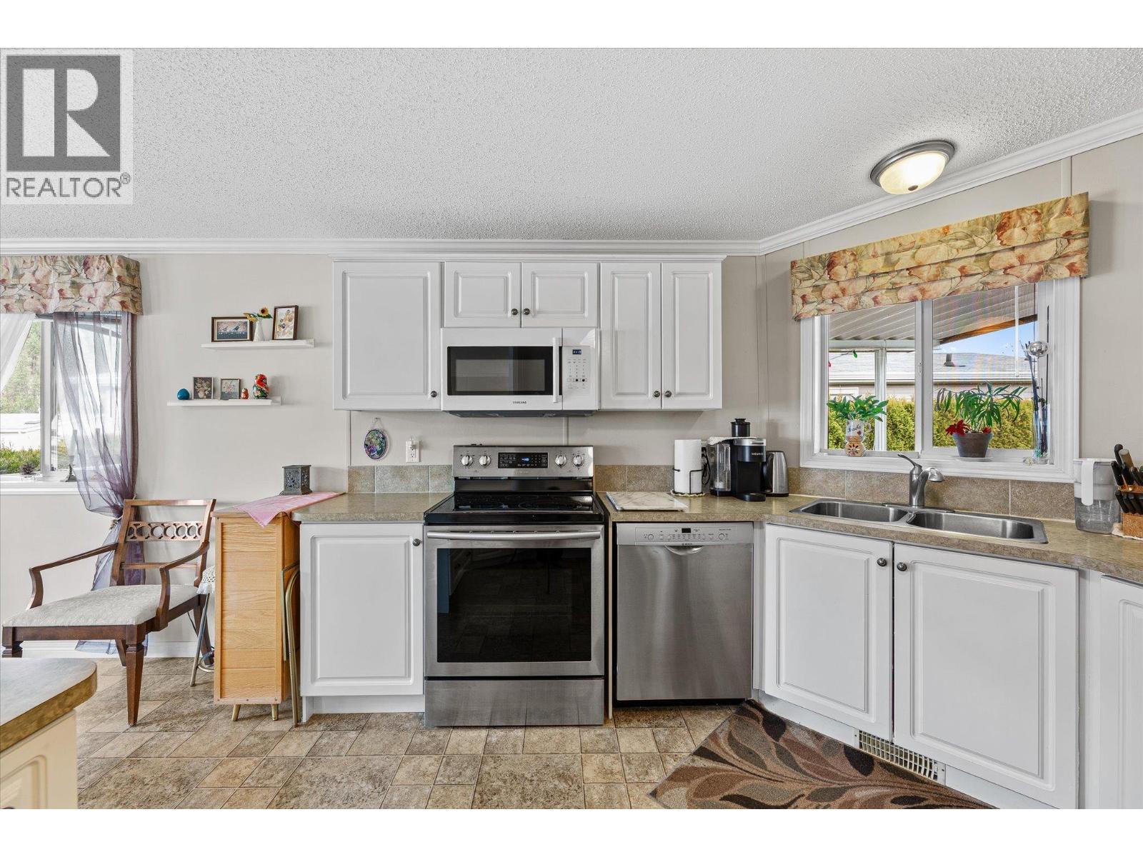 #48 610 Katherine Road - 5