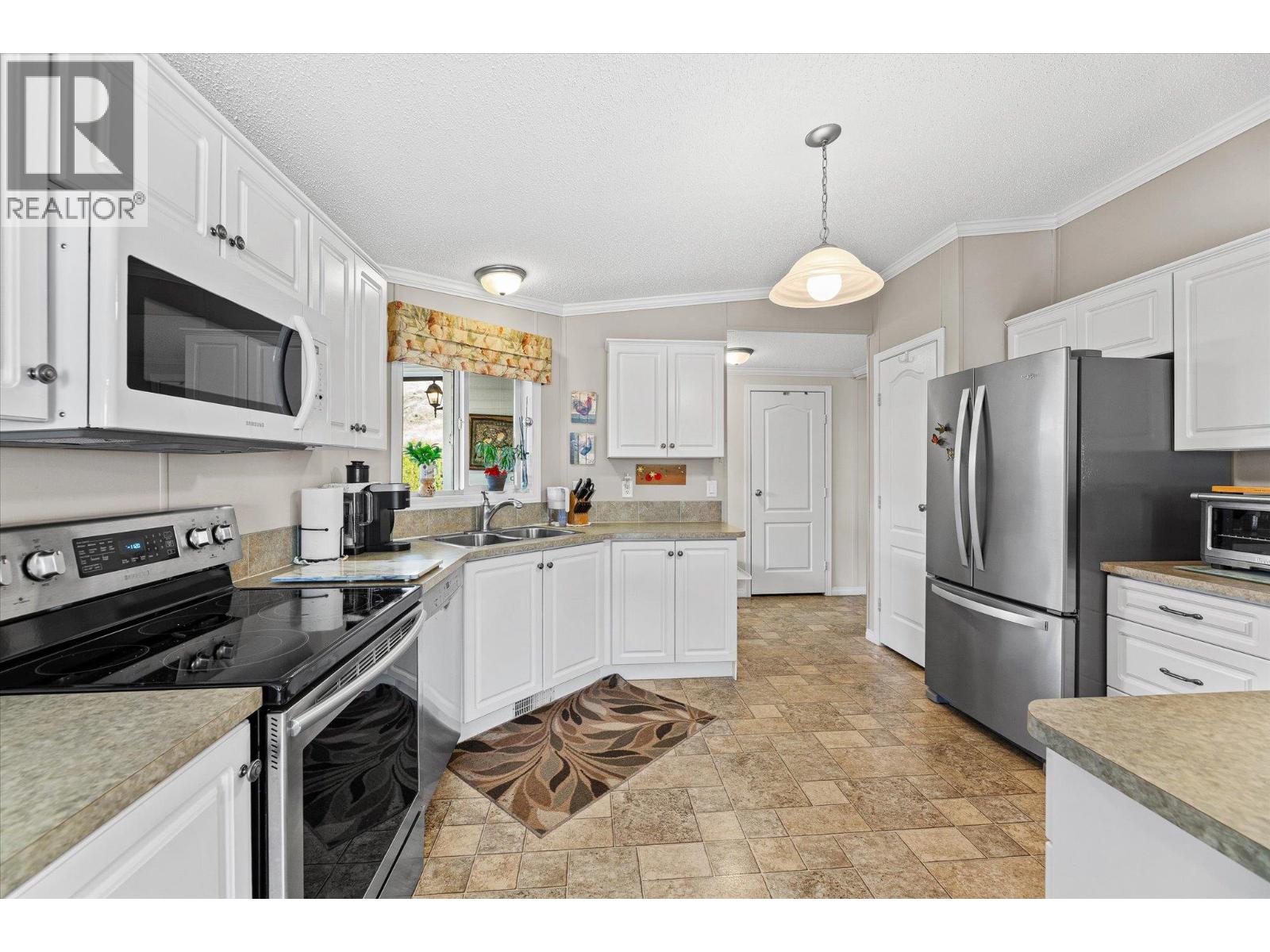 #48 610 Katherine Road - 6