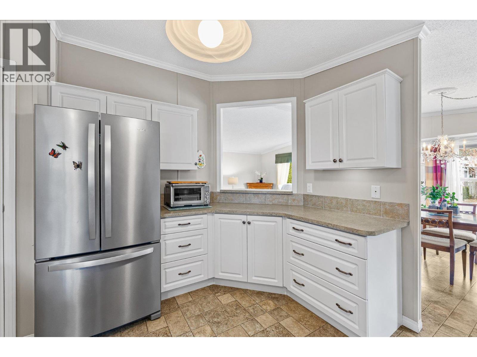 #48 610 Katherine Road - 7