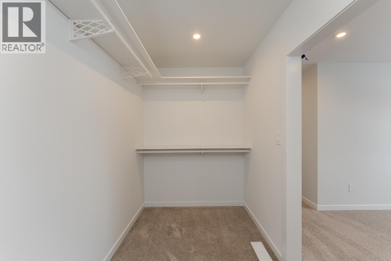 5108 WOODVALLEY DRIVE, Prince George