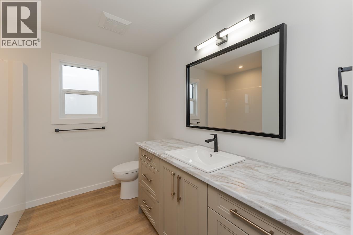 5108 WOODVALLEY DRIVE, Prince George