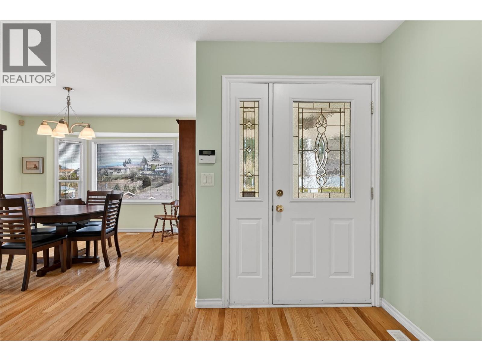 591 17 Street SE, Salmon Arm