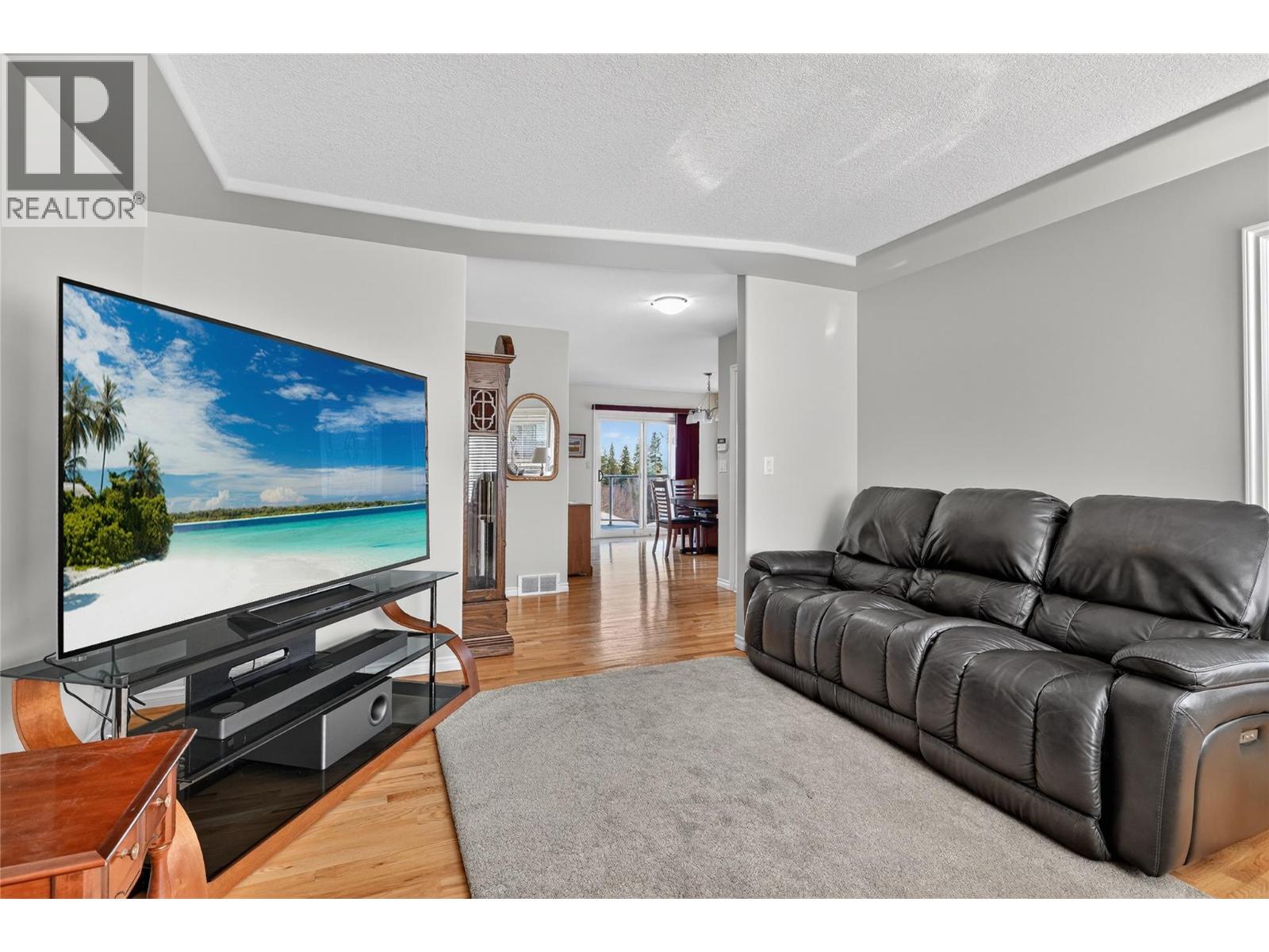 591 17 Street SE, Salmon Arm