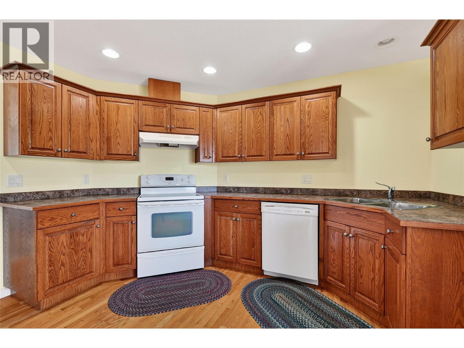 591 17 Street SE, Salmon Arm