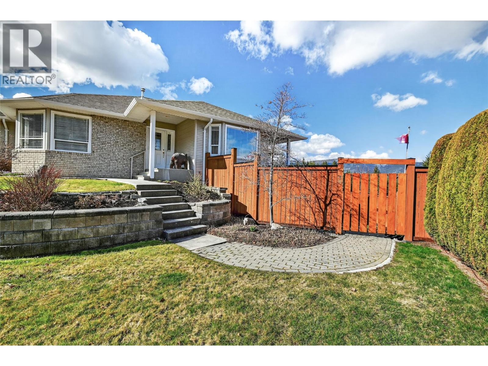 591 17 Street SE, Salmon Arm