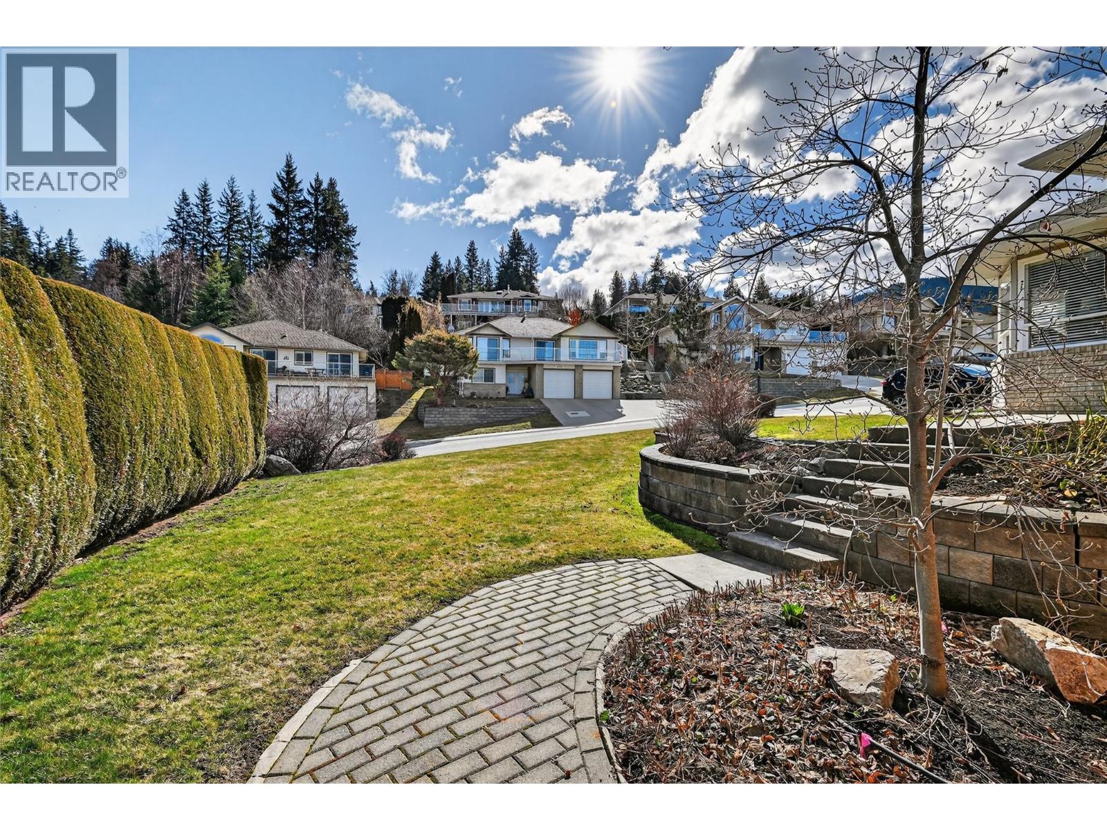 591 17 Street SE, Salmon Arm