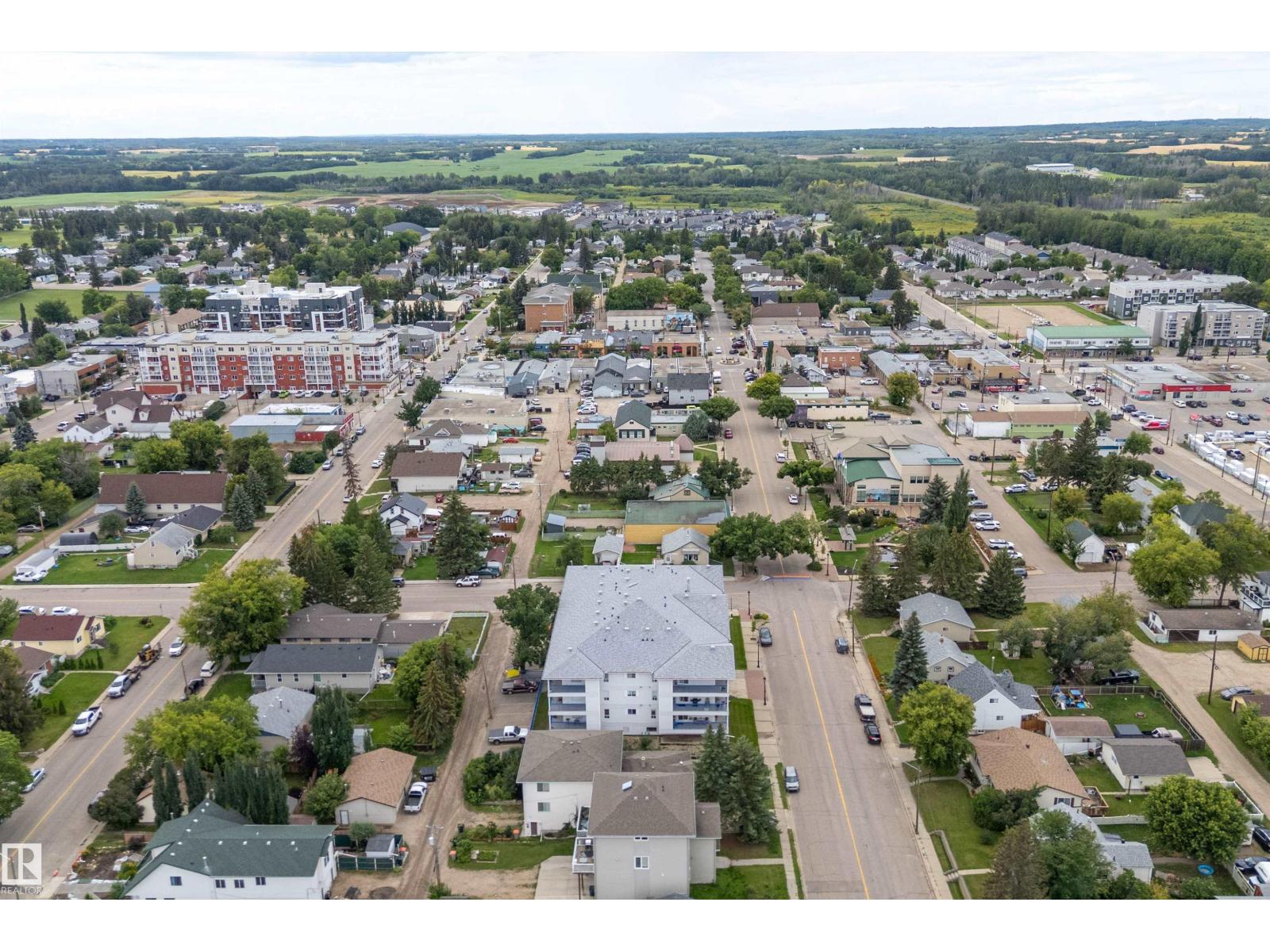 #101 4812 51 AV, Stony Plain