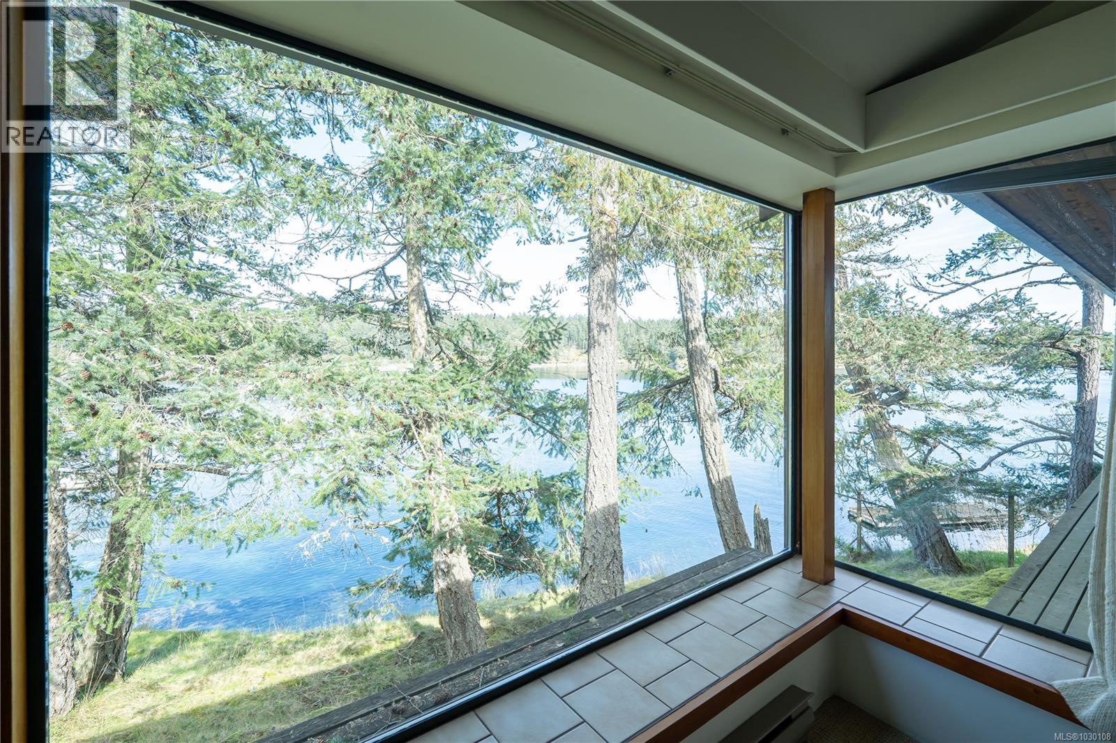  425 Scott Point Drive, Salt Spring