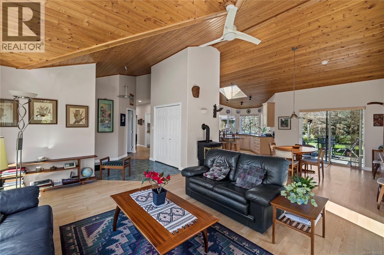 619 Johnstone Rd, Parksville