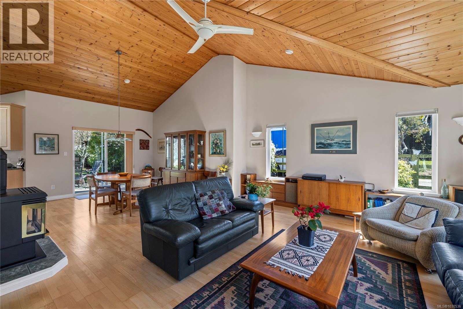 619 Johnstone Rd, Parksville