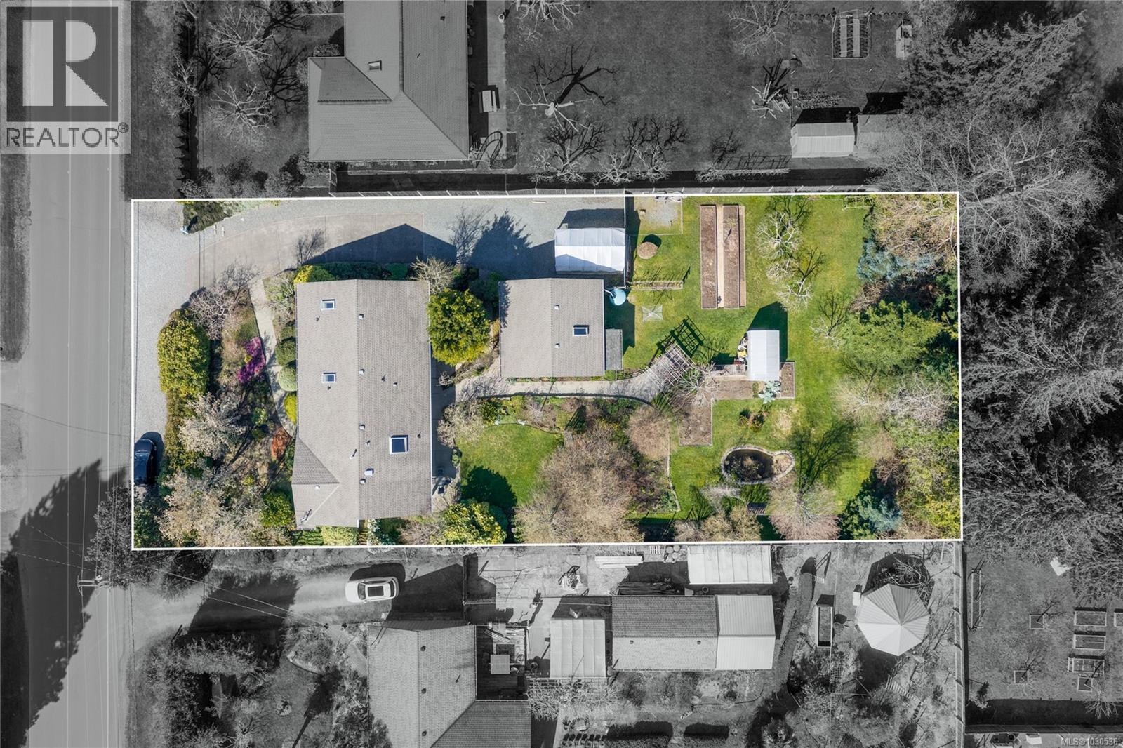 619 Johnstone Rd, Parksville