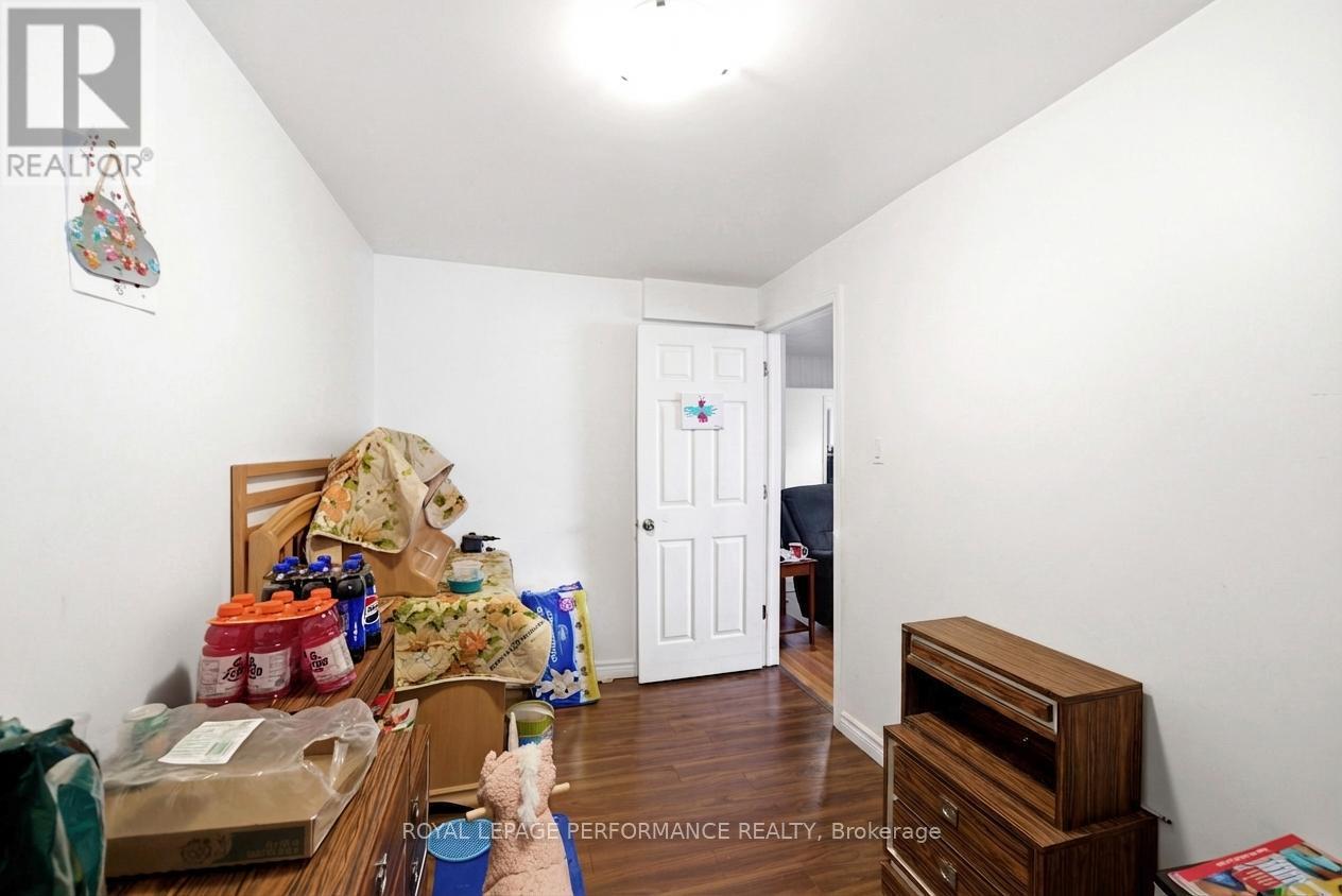 1121 HEBERT STREET - 17