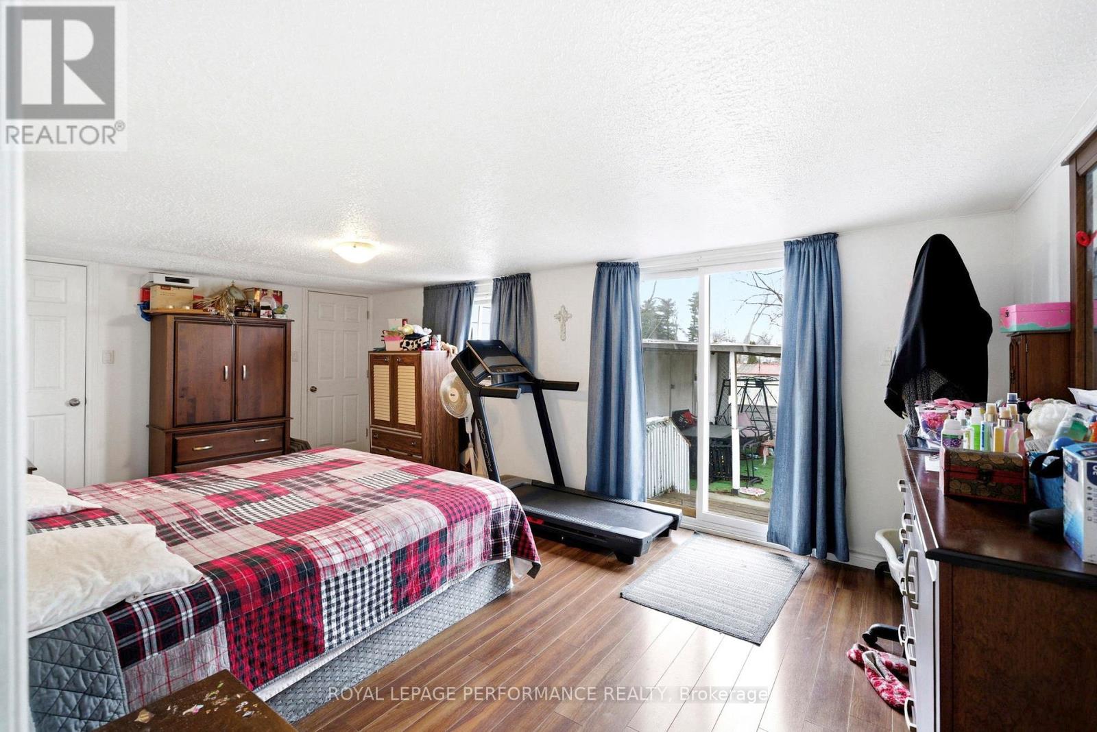 1121 HEBERT STREET - 19