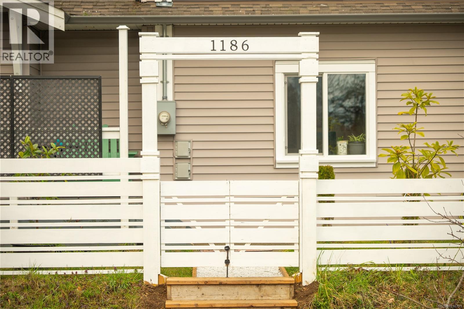 1186 St. Patrick Cres, Nanaimo