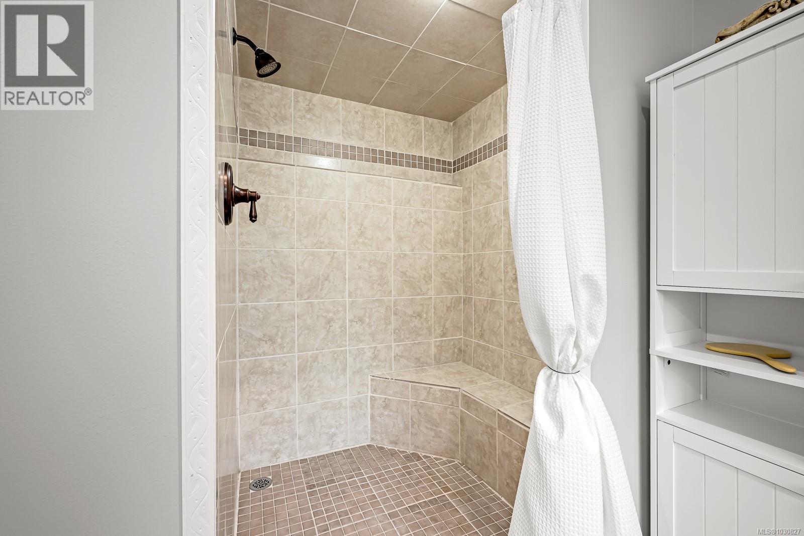 1941 Burdyny Rd - 9