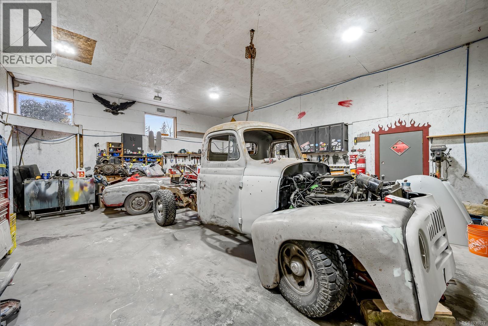 1941 Burdyny Rd - 16