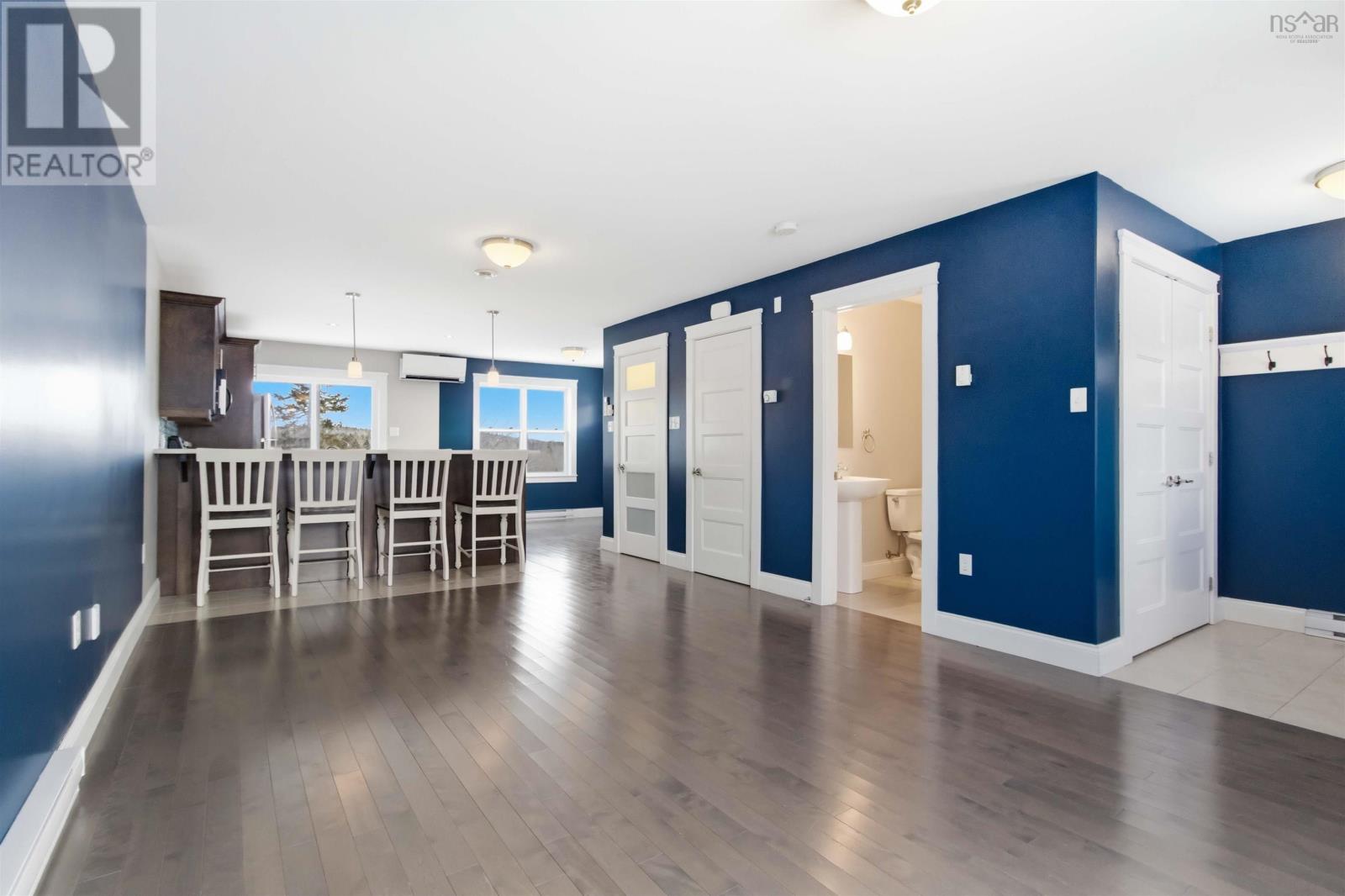 218 DARLINGTON DRIVE - 7