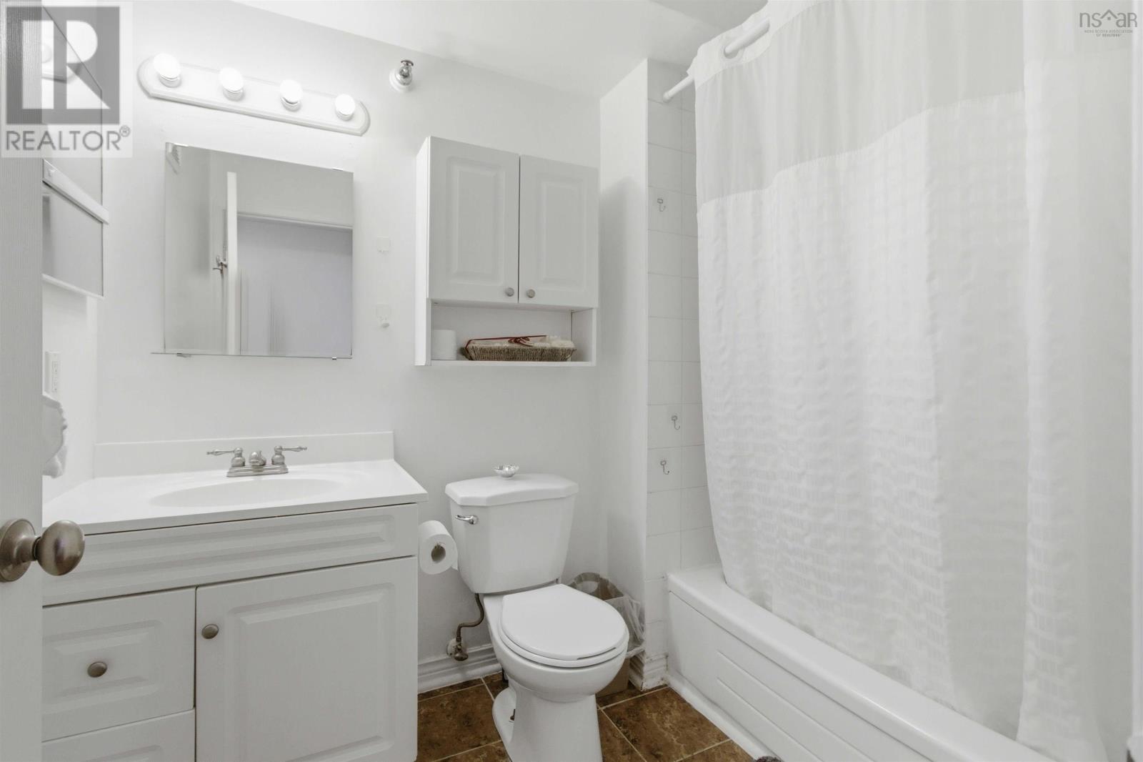 #112 174 RUTLEDGE STREET - 24