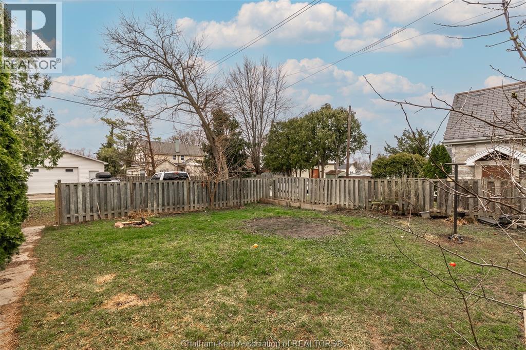 215 GRAND AVENUE EAST - 13