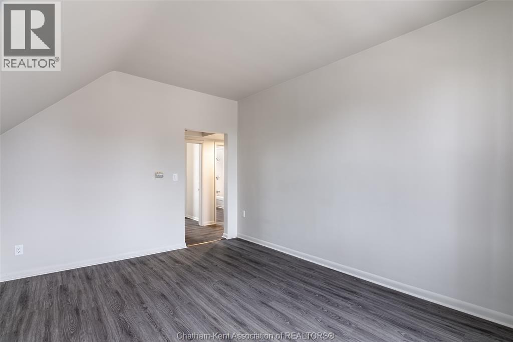215 GRAND AVENUE EAST - 15