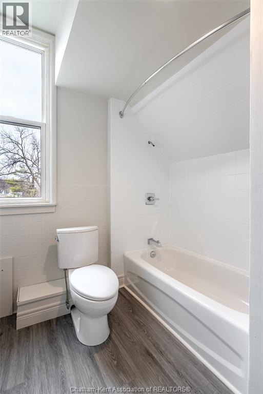 215 GRAND AVENUE EAST - 19