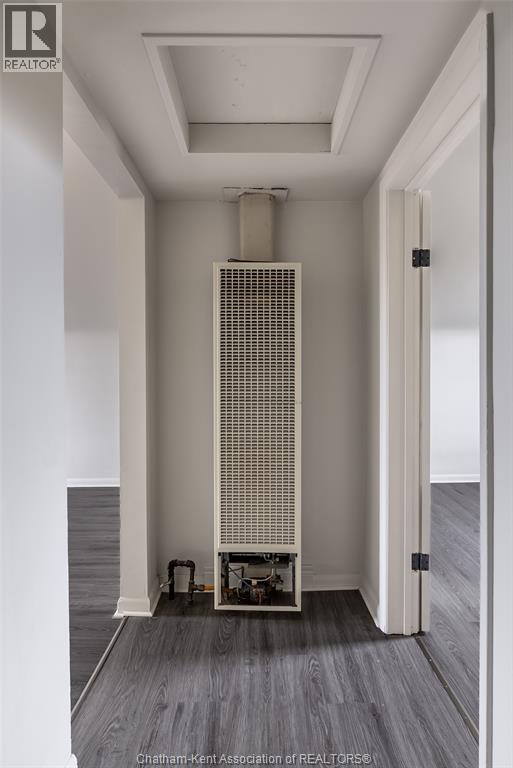 215 GRAND AVENUE EAST - 23